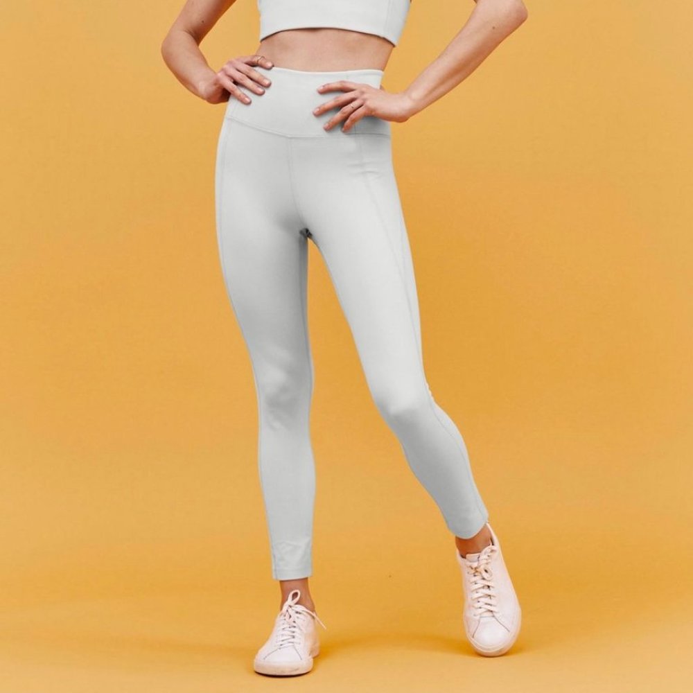 Girlfriend Collective Leggings in Pebble